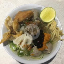 Bakso Komplit   Mie Lipat