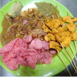 Mie Rebus Sate Daging Ayam/sapi