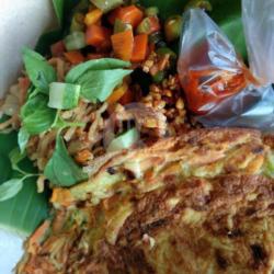 Nasi Uduk Telor Dadar