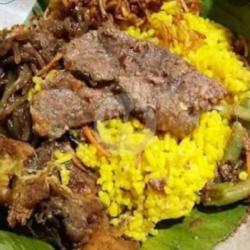 Nasi Kuning Empal Telor 1/2 Pke Krtas Bgkus Smbel Sllu Dpisah