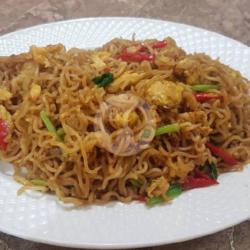 Indomie Oseng  Telor Pedas Level 1 /5