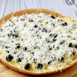 Martabak Manis Keju   Kismis   Susu