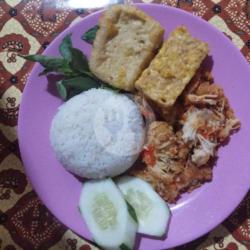 Nasi Ayam Geprek Tahu Tempe