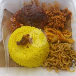 Nasi Kuning Telur Cit