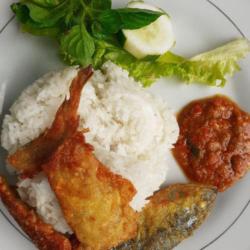 Ikan Gembung Penyet