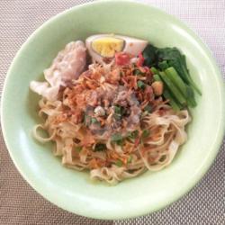 Mie Pansit Kasar