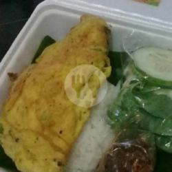 Nasi Lalapan Telur