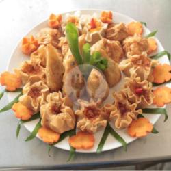 Aneka Snack Seafood