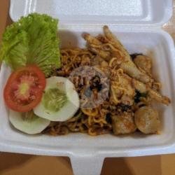 Mie Podeh Ceker Dan Bakso