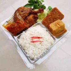 Nasi Kotak Bebek Goreng