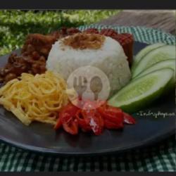 Nasi Uduk Putih