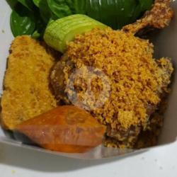 Ayam Pejantan Goreng Brekele Dada / Paha