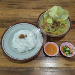 Paket Komplit Soto Daging Khas Betawi