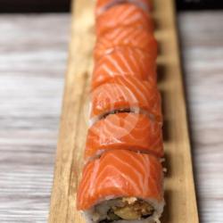 Premium Salmon Uramaki (8pcs)