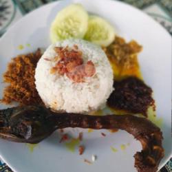 Nasi Kepala Bebek Goreng