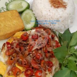 Nasi   Tahu   Telur Dadar/ Mata Sapi