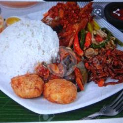 Nasi   Ikan Bandeng   Sambel Terong   Sambel