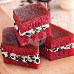 Martabak Red Valvet Kismis