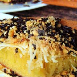 Martabak Keju Kacang Wijen