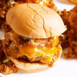 Chili Cheese Burger