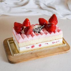 Strawberry Milk Cake