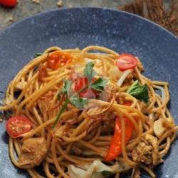 Spaghetti Goreng Dengan Aneka Topping