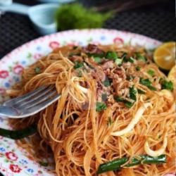 Bihun Goreng Ikan Cakalang