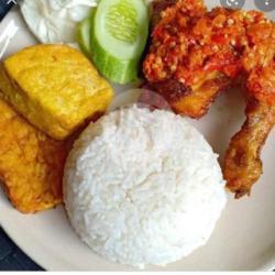 Nasi Ayam Penyet Tempe Tahu Sambal Bawang