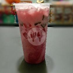 Sop Buah Strawberry