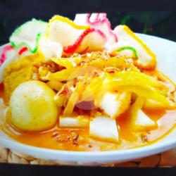 Lontong Sayur Komplit