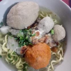 Bakso Telur Dan Urat Pedas / Setan