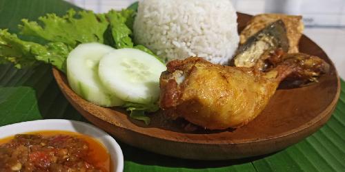 Ayam Penyet Pondok Bang Aam