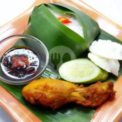 7 Ayam Goreng 7 Nasi   Lalap Sambal