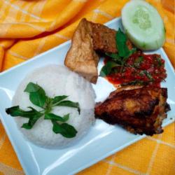 Nasi Ayam Bakar Sambal Kemangi