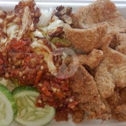 Nasi Kulit Ayam Melimpah