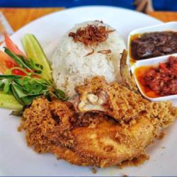 Nasi Bebek Goreng Crispy