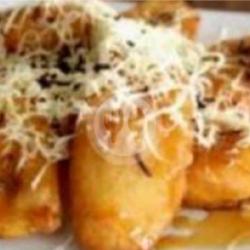 Pisgor Krispy Keju Caramel