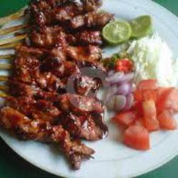 Sate Kambing Asli Madura