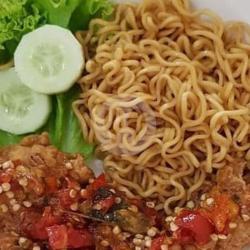 Mie Geprek (paha Bawah)kremes   Lalapan