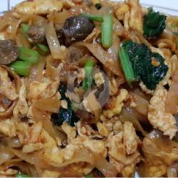 Kwetiaw Goreng.telor Ayam Ati Ampela