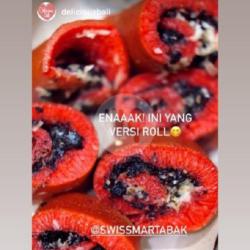 Red Velvet Roll Cokelat Kacang