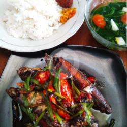 Nasi Bayam Bening Pindang Pedas