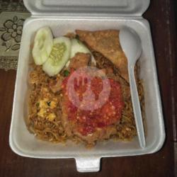 Mie Goreng Fried Chicken