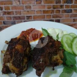 Kambing Bakar Madu