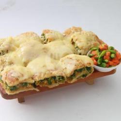 Martabak Ayam Mozarella