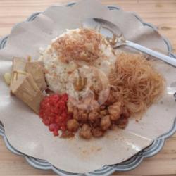 Nasi Rames Orek Tempe/kentang  Bihun Goreng/mie Goreng