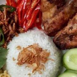 Nasi Uduk Ayam Goreng