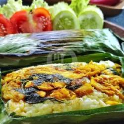 Nasi Liwet Bakar Ayam Kemangi