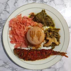 Nasi Bungkus Kembung Sambal