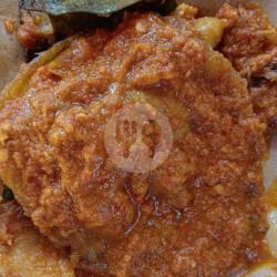 Telor Dadar Bumbu Balado